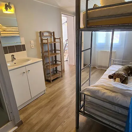 Spacious House With Garden And Pool Holiday home