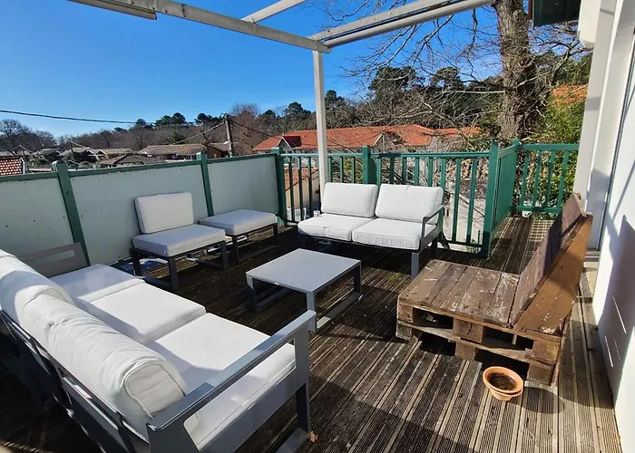 Spacious House With Garden And Pool *